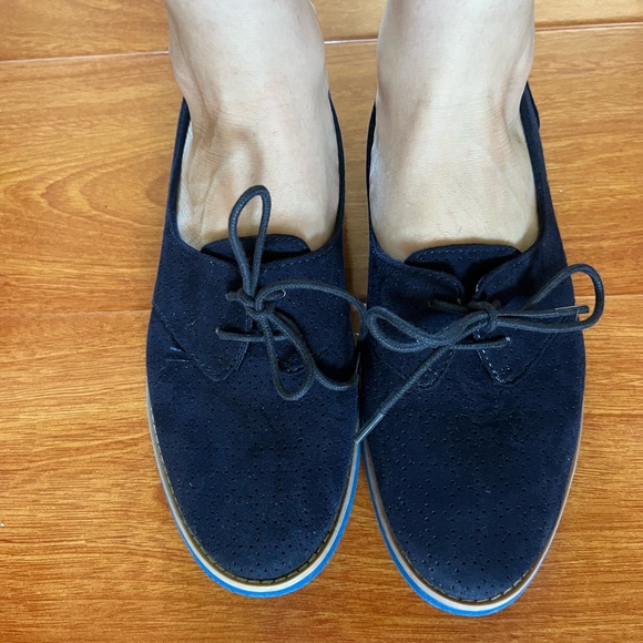 Gap loafer flats size 8 - Picture 2 of 6